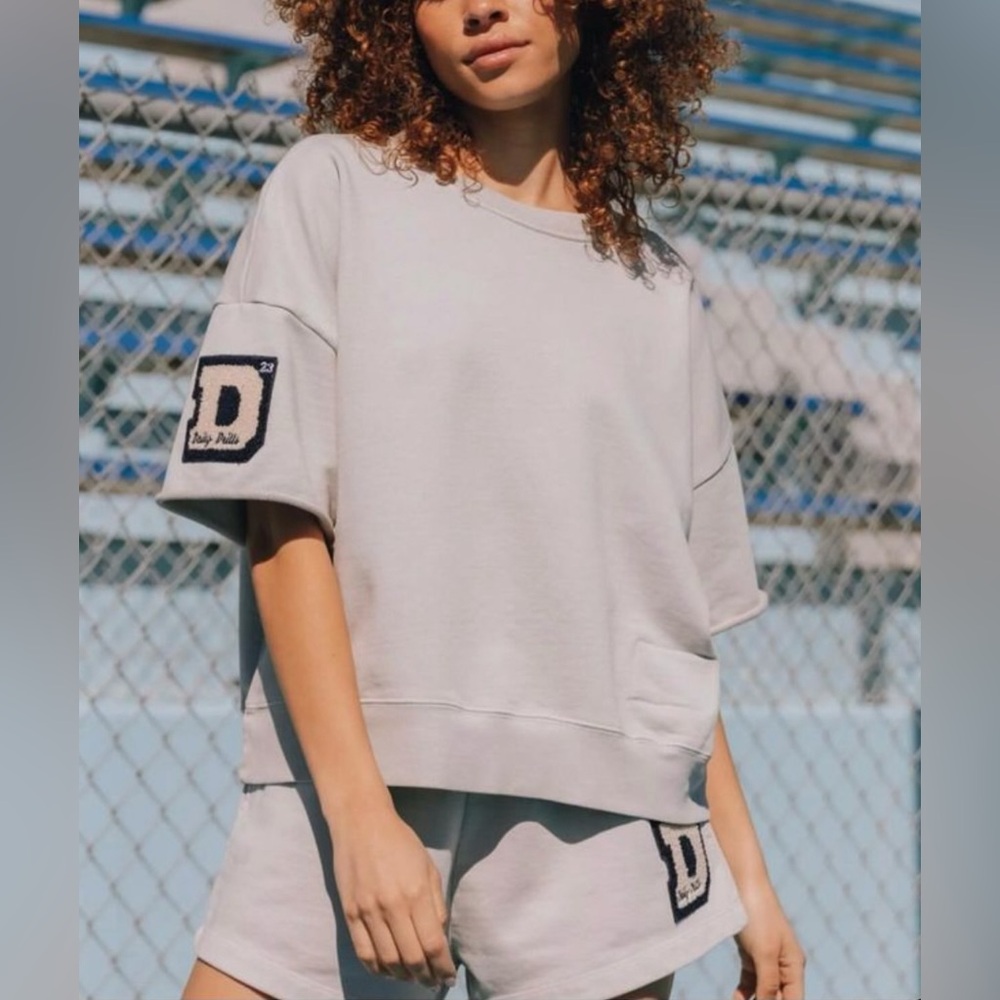 Daily Drills Set - Gray Oversized Short Sleeve Sweatshirt + Super Shorts